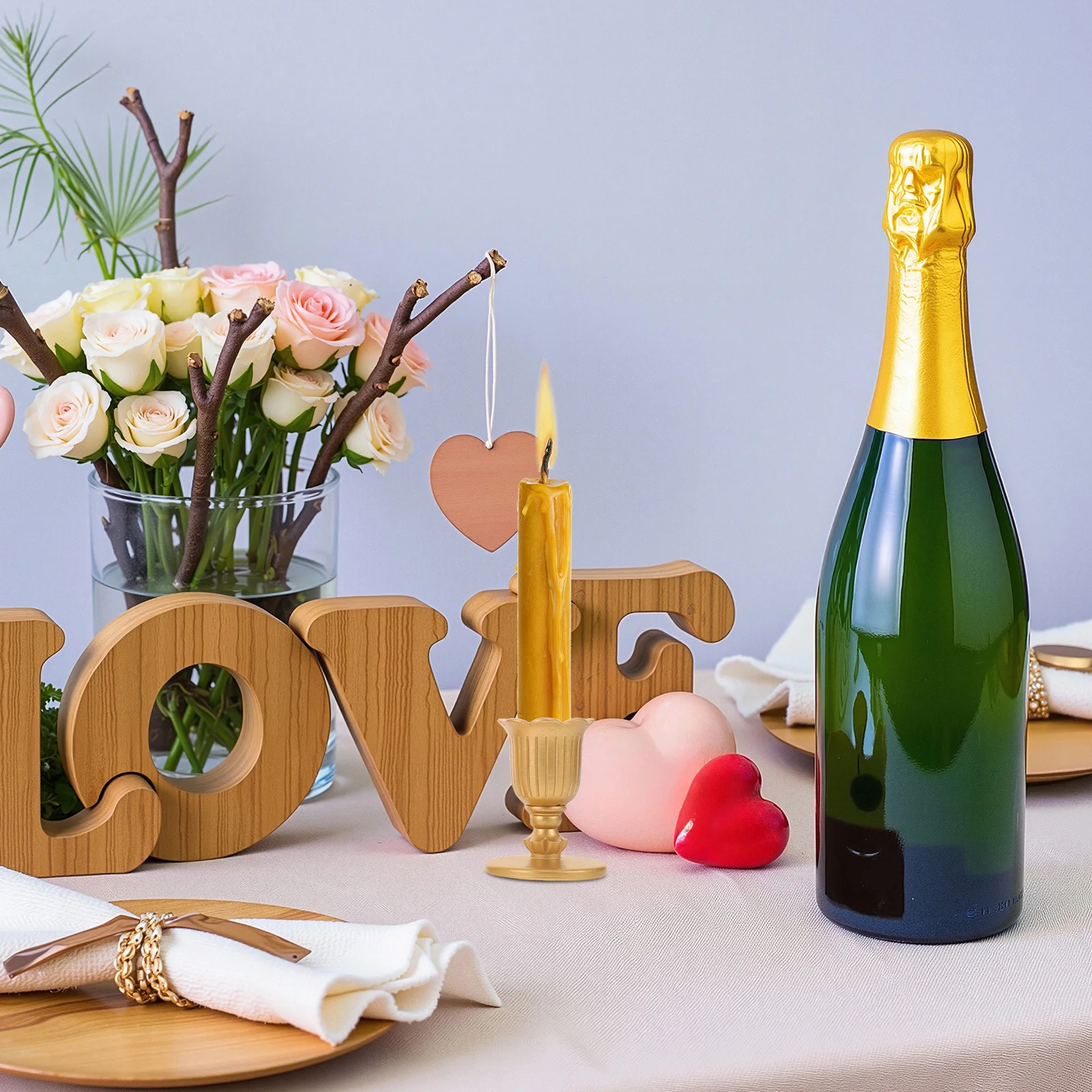 

4Pcs Gold Taper Holders Timeless Shine Taper Candleholders Sturdy Design for Home Decor Vintage Party Ambiance