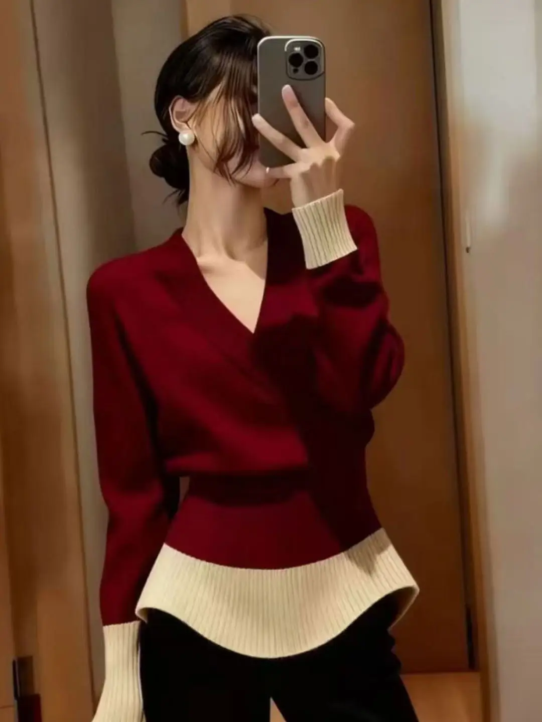 

Cisas New Year Red Splice V-ne Waist-cinching Knitwear Women's Slimming High-End Feeling Autumn Winter Base Layer Sweater