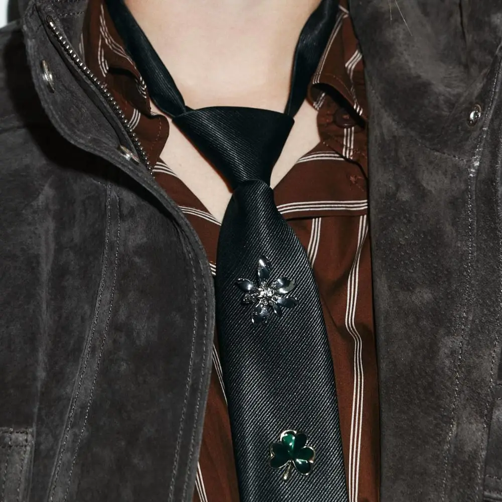 مزاجه الكورية زهرة التعادل الحشرات النحل حجر الراين ربطة العنق النمط الأكاديمي Harajuku نمط الديكور قميص التعادل الطلاب #4