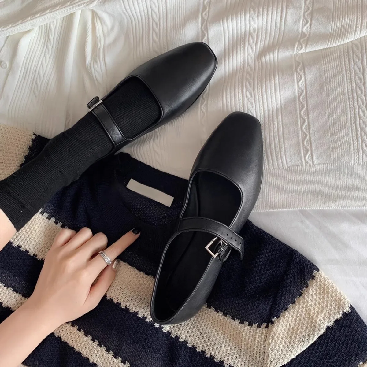 

Женская обувь 2026, туфли Мэри Джейн с квадратным носком и пряжкой на плоской подошве, женские туфли нишевого дизайна