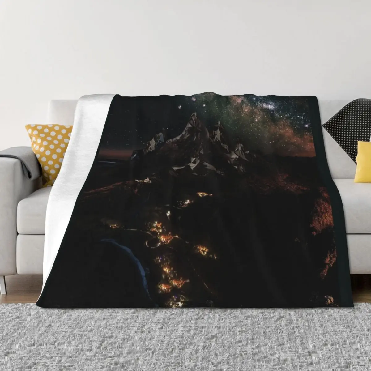 

Velaris Throw Blanket Blankets Sofas Of Decoration Sofas Luxury Throw Blankets