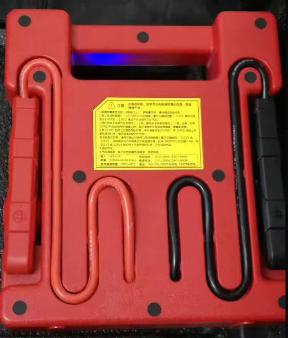 Powerful Car Battery 4000A Peak Protable Car Starter Auto Battery Booster 56000mah Medium Large Trucks 12V/24V Starting device