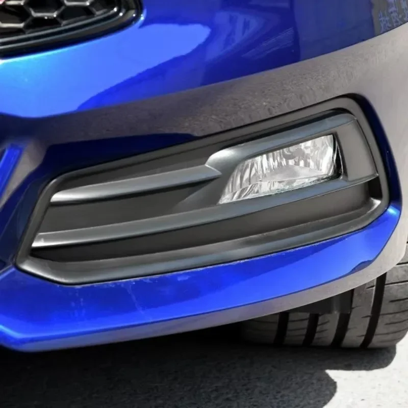 1/2 قطعة ل التركيز MK3 III ST 2015 2016 2017 2018 غطاء الإطار الحافة ثقب غطاء R-AUTO المصد الأمامي الضباب غطاء خفيف Foglamp مصبغة