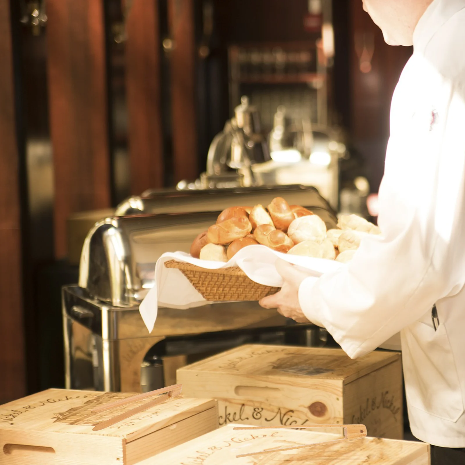 

2Pcs Heat Resistance Bbq Tong Simple Design Food Clip for Home Kitchen Grilled Meat Fish Handling Tool Bamboo Food Tong