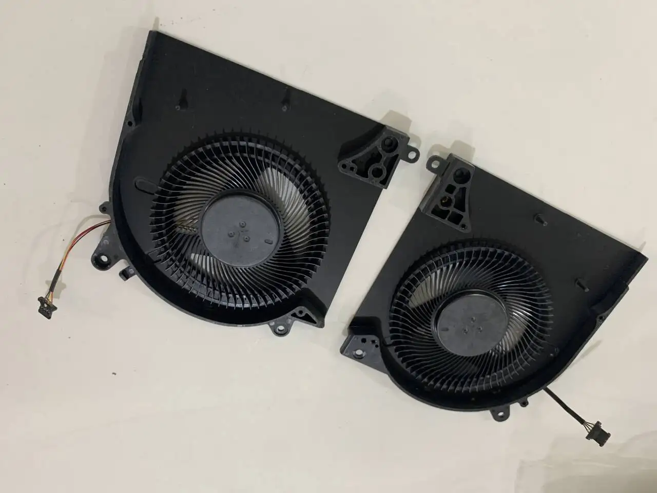 for DELL Alienware M15 R3 R4 RTX 2070 3070 TG9V0 D1X38 DC12V Laptop CPU+GPU Cooling Fan