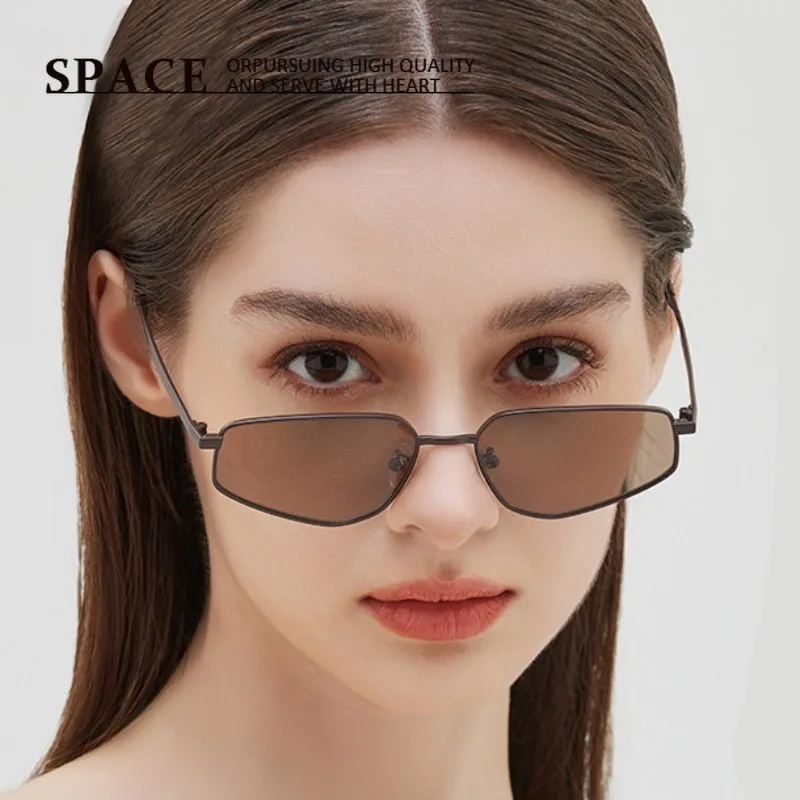 

Retro Small Frame Metal Polarized Sunglasses Men Women Fashion UV Protection Driving Sun Glasses