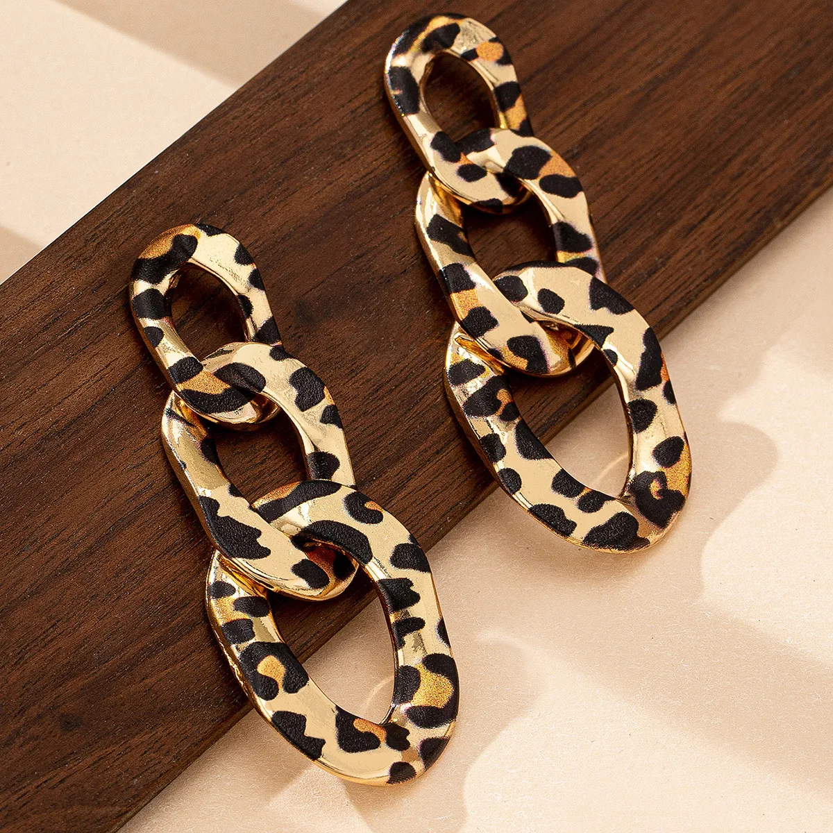 Earrings For Women Retro Temperament Long Metal Chain Leopard Print Holiday Party Gift Ear Accessories Fashion Jewelry E533