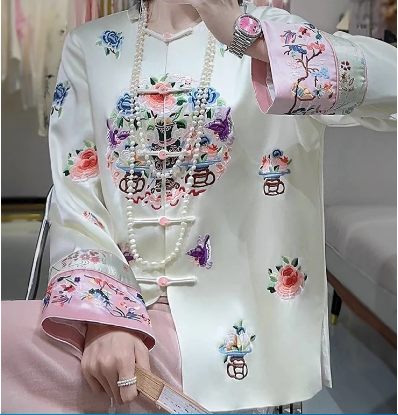 

High end women's embroidered Tang style clothing, loose ancient costume button top, new Chinese style jacket, spring and autumn