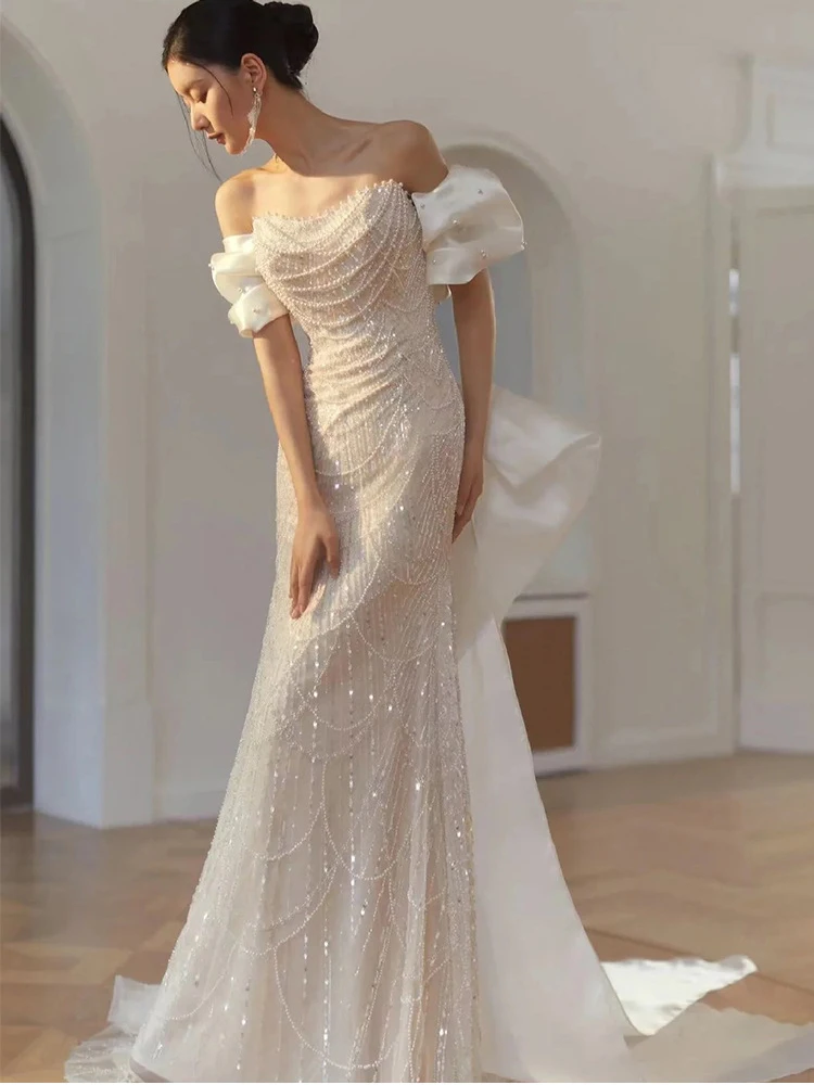 ที่กําหนดเองสีขาวเงาผู้หญิงชุดราตรี High End ไข่มุกเลื่อมโบว์พรหมวันเกิด Party Gowns อย่างเป็นทางการ robes de soirée
