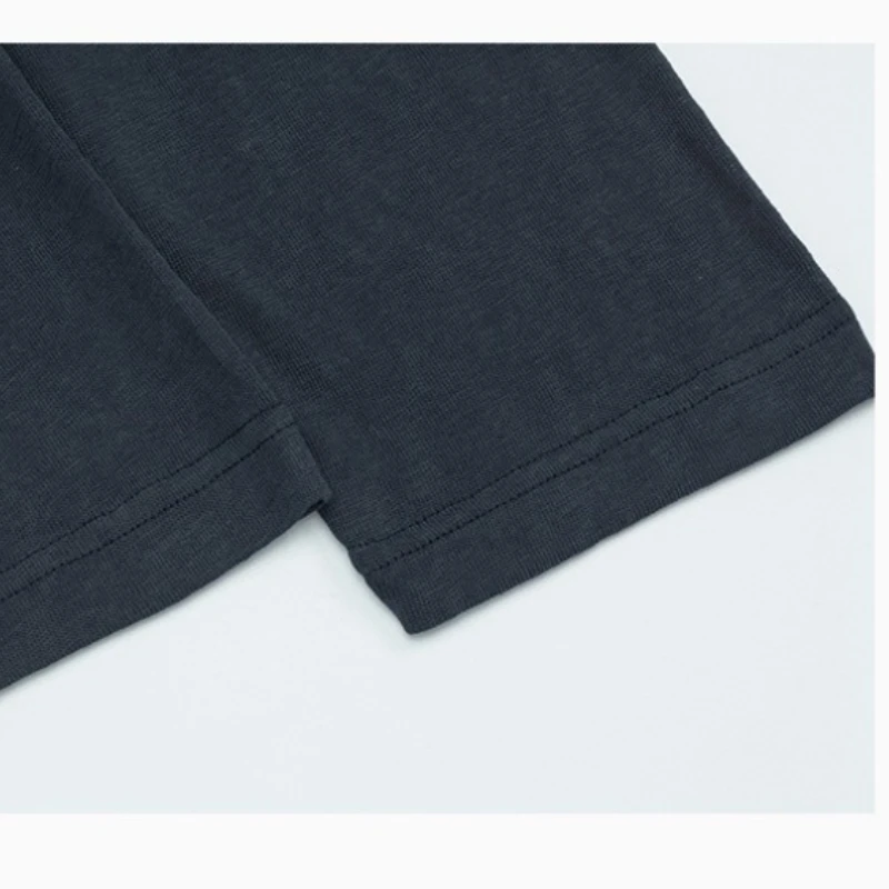 تي شيرت للخريف/الشتاء على الطراز الأمريكي للزوجين برقبة عالية وأكمام طويلة للرجال والنساء |   مقاس فضفاض، ربط اللون الصلب