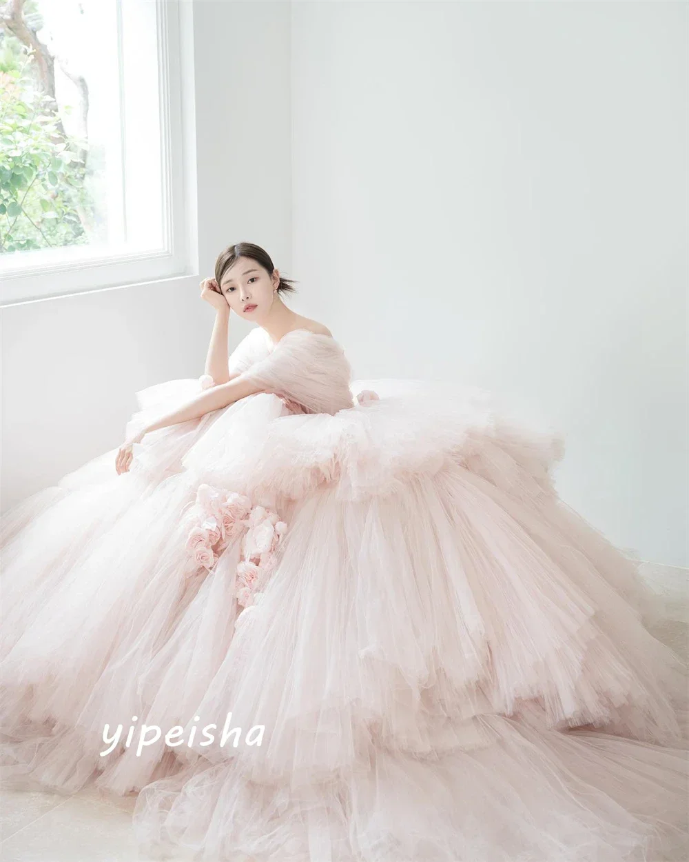 Yipeisha Intricate Exquisite Strapless Ball Gown Flower Draped Sweep/Brush Skirts Net/Tulle Evening Dresses Saudi Arabia Classic