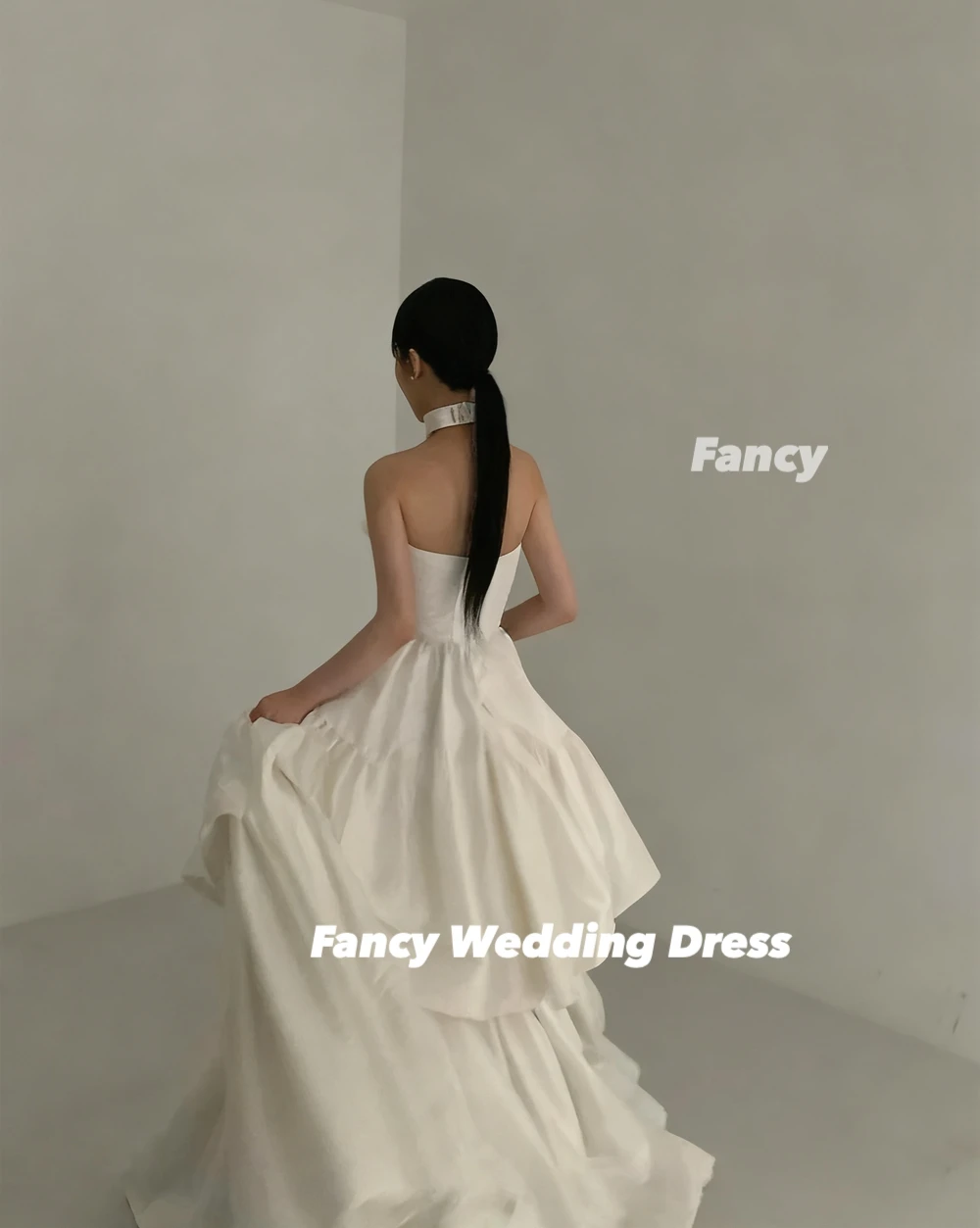 Fancy Elegant Strapless Korea Wedding Dresses Photo Shoot Customized Ruched Tiered Bride Dress Open Back Bridal Gown