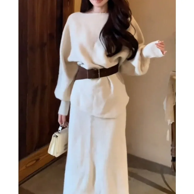 Autumn Clothing with A Complete Set of Winter Women's Clothing, Xiaoxiangfeng Slanted Shoulder Sweater, Skirt, Two-piece Set