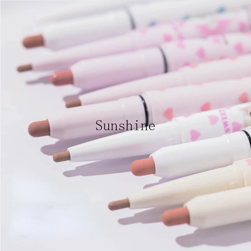 Lip liner outline lip shape nude lipstick lipstick