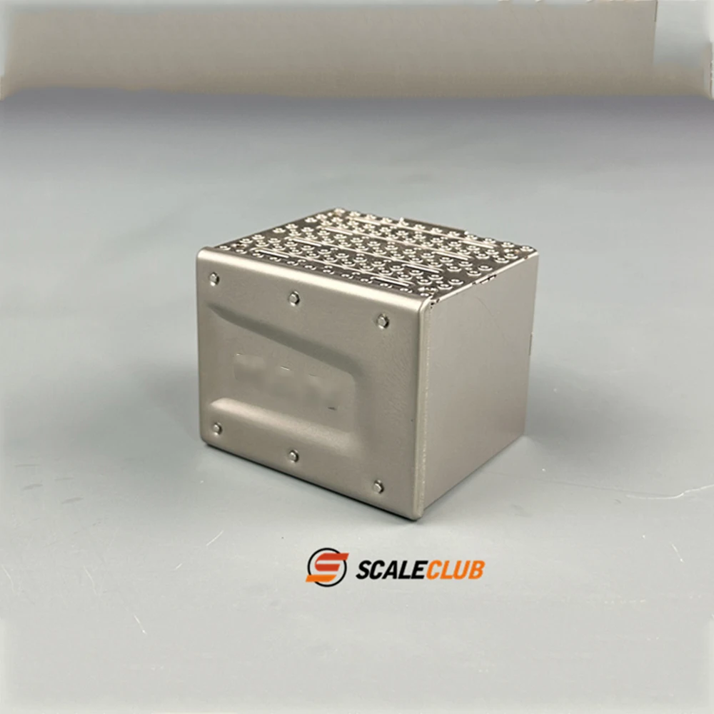 Scaleclub 1/14 Tamiya MA ciągnik siodłowy wywrotka Euro 6 stylizowany na rury wydechowe z zbiornikiem