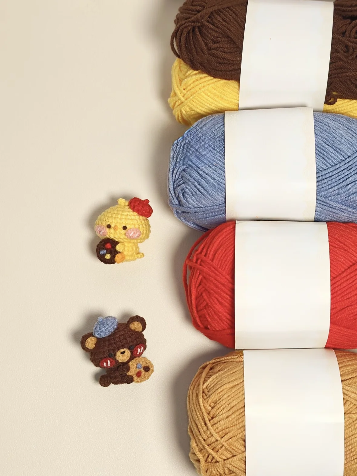 Handcraft DIY Yarn Materials Kit Bear Doll Keychain Pendant Crochet Gift De-Stress Tool for Clothing Accessories