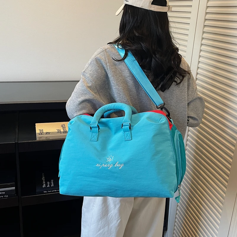 حقائب سفر شعبية ملونة رائعة للغاية وحقائب كتف نسائية ذات سعة كبيرة وعالية الجودة جديدة 2026 #4