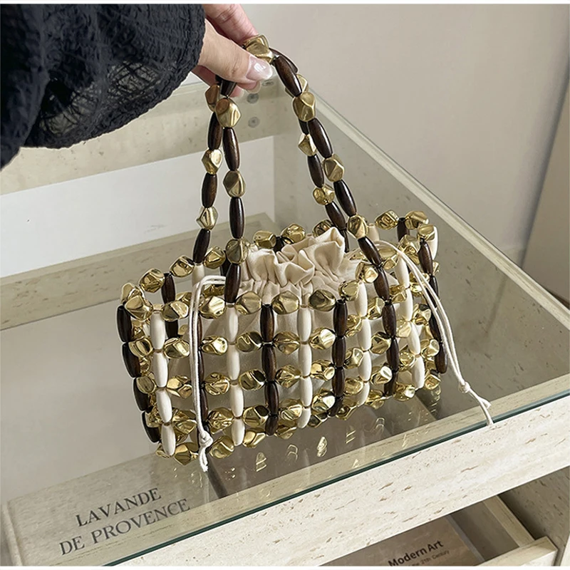 Ausgehöhlte Holzperlen-Handtasche mit gewebtem Obergriff und Canvas-Innentasche mit Kordelzug, koreanische leichte schicke Strandtasche für Damen – Detail 2