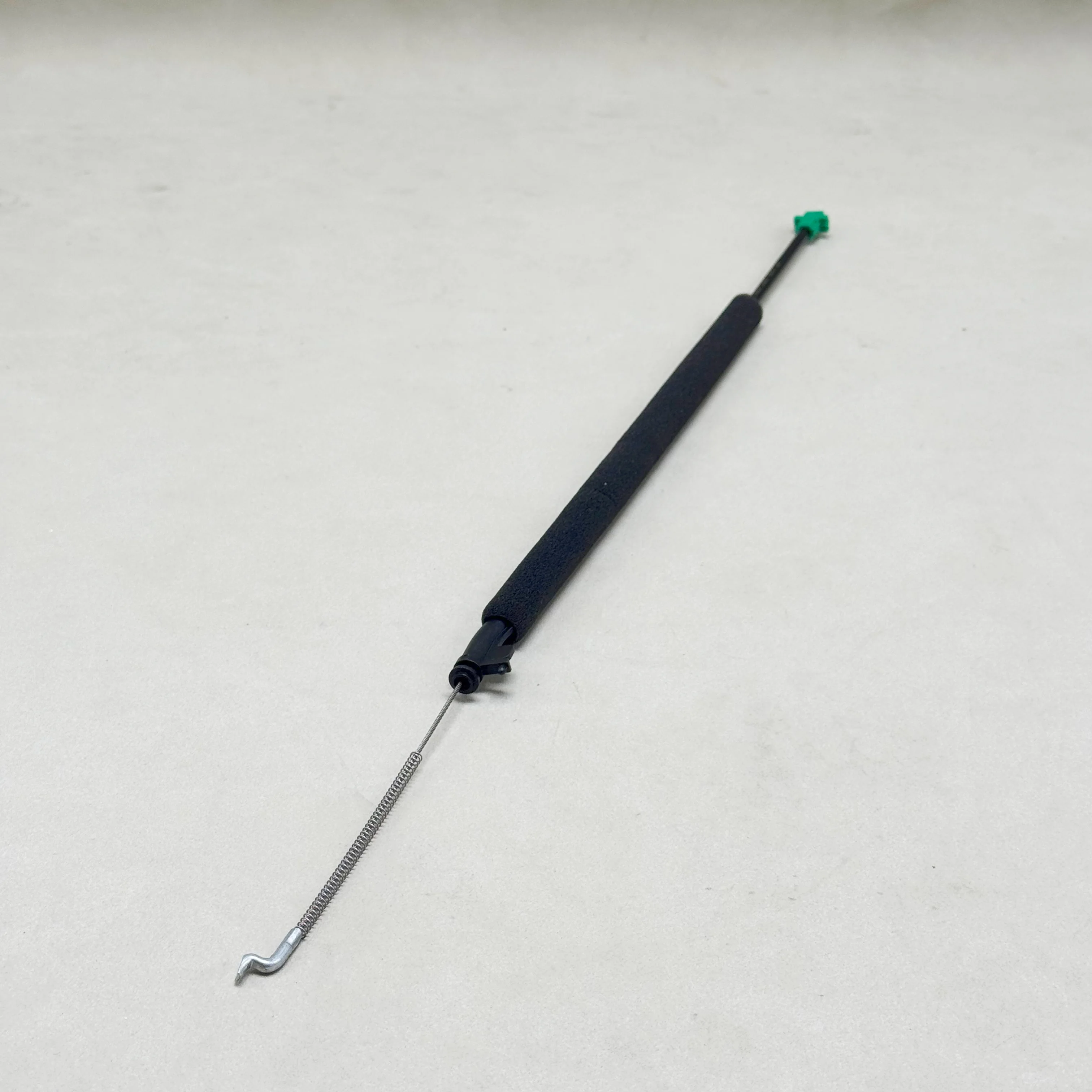 

Новый оригинальный высокопрочный трос открывания багажника 11D827535 для ID.4 2021-2026, ID.6 2021-2026