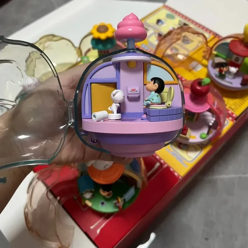 

В наличии: Магнитная вращающаяся игрушка-модель серии Xiaoxin's Fun With Chunshibu (слепая коробка), настольное украшение, подарки на день рождения, сюрприз