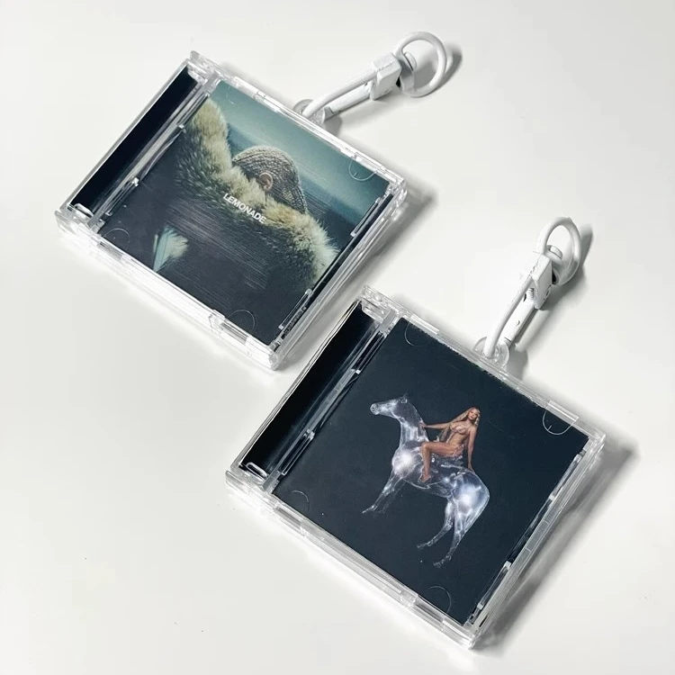 

Классический брелок Beyonce MINI Music CD NFC COWBOY CARTER Альбом RENAISSANCE Play Songs Подвеска Косплей Брелок Акриловое ожерелье