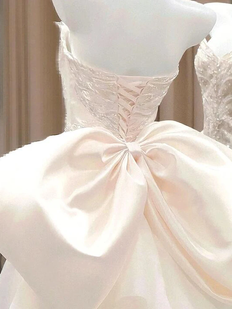 ثقيل التطريز الساتان الزفاف الدكتور فاي الذيل وصيفة الشرف الدكتور المشاركة الاسمية الراقية خمر الصباح رداء الباب خروج الحجاب