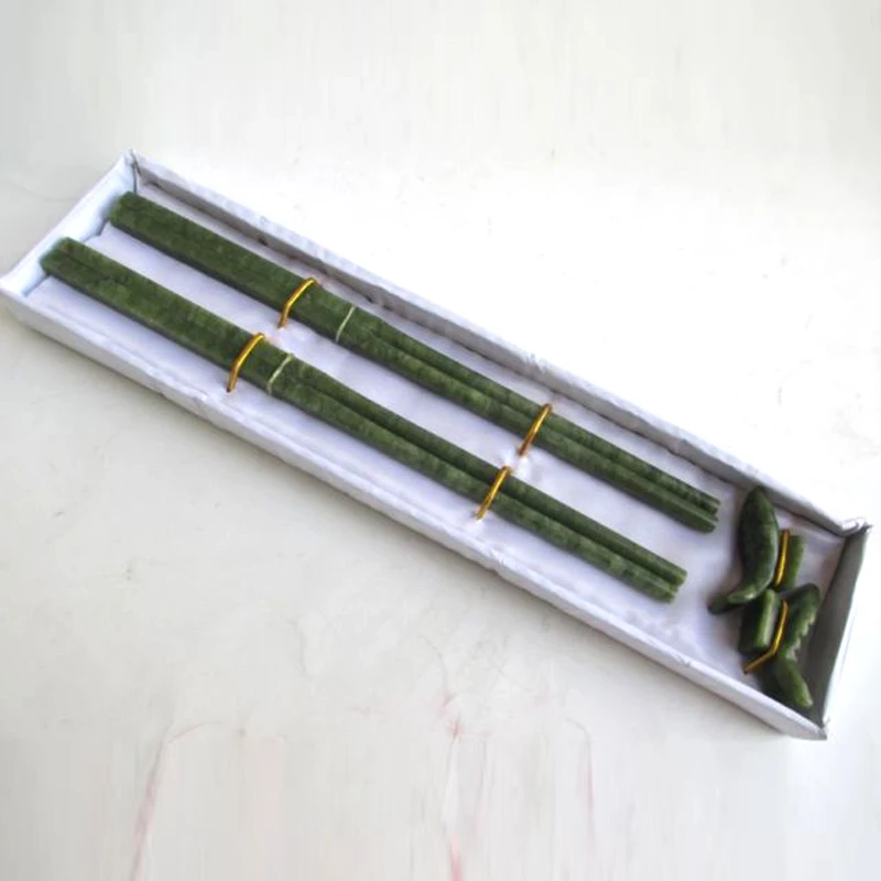 

8.47 inch / 100% natural color jade two pairs of chopsticks.Carp stood