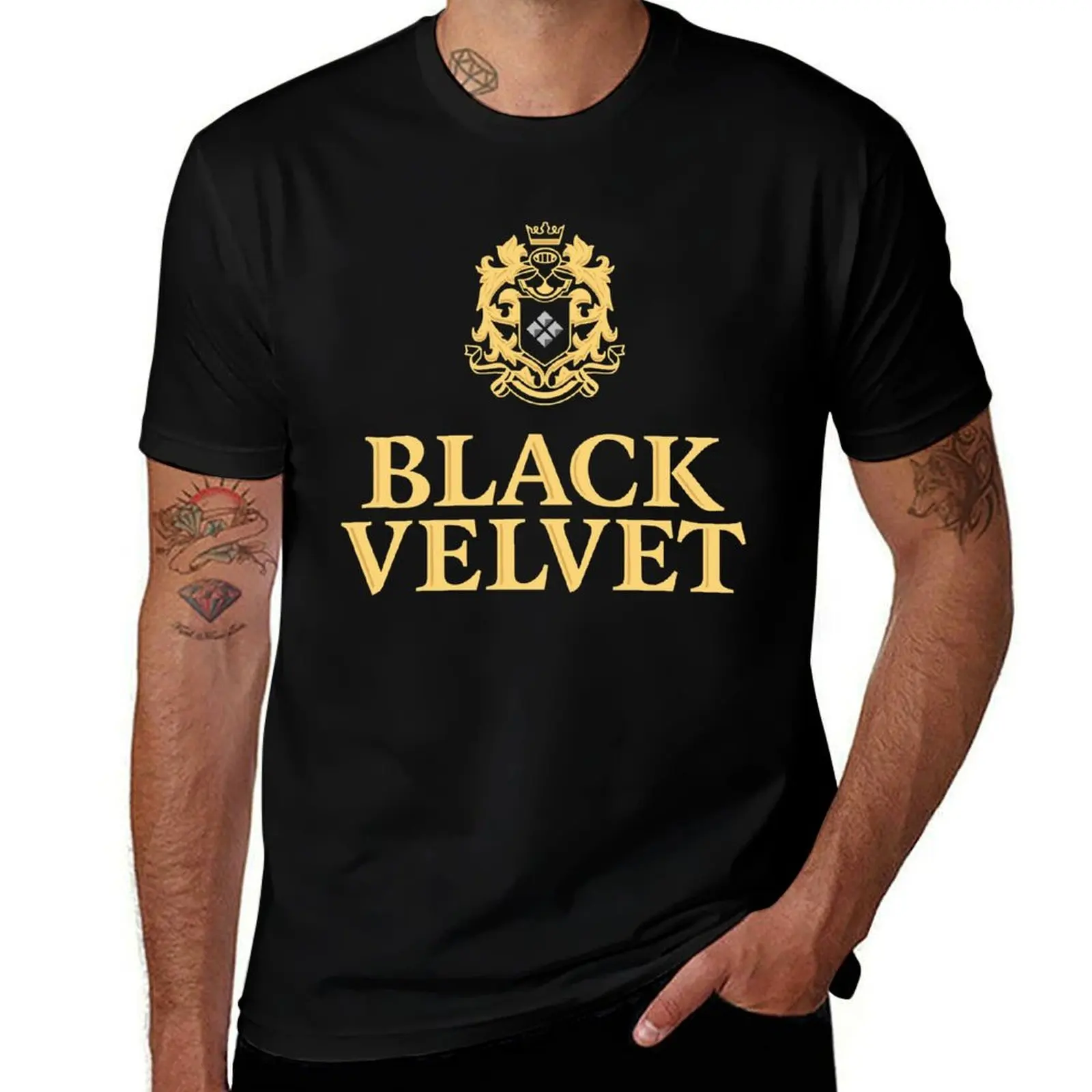 

Black velvet canadian whisky essential t shirt T-Shirt Plus Size Loose Fit T-Shirt