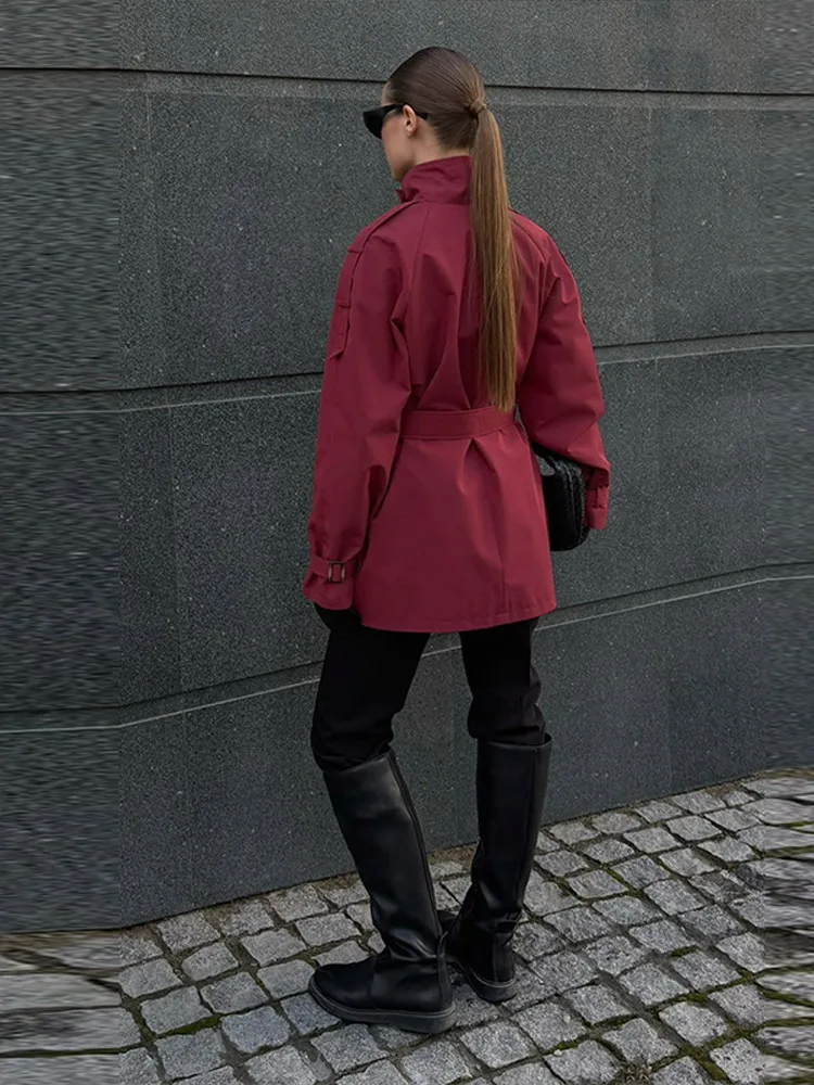 Stehkragen Doppelreihiger Kurzer Trenchcoat mit Gürtel für Damen, Street-Style mit Epauletten, Langarm, Einfarbig, Locker Geschnittene Jacke, Neue Damen-Oberbekleidung – Detail 12