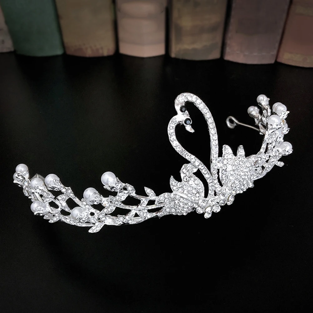

Small Crown Tiara Headdress for Kids Charming Girl Headgear Bridal Rhinestone Decor Birthday Elegant Shape