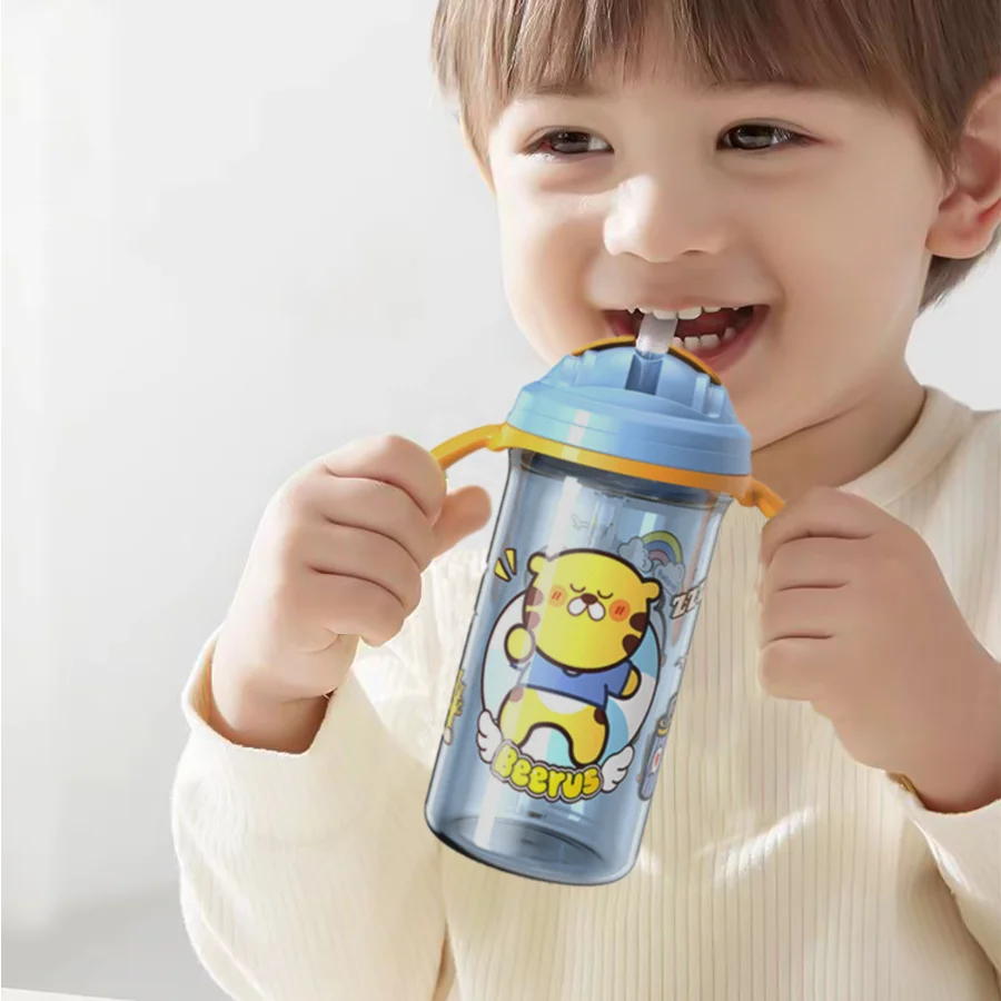 300ml Cartoon Animal Pattern Baby Mug , Bottle , PP Straw Bottle , Heat Resistant Mug , With Handle , Mugs for Boys and Girls