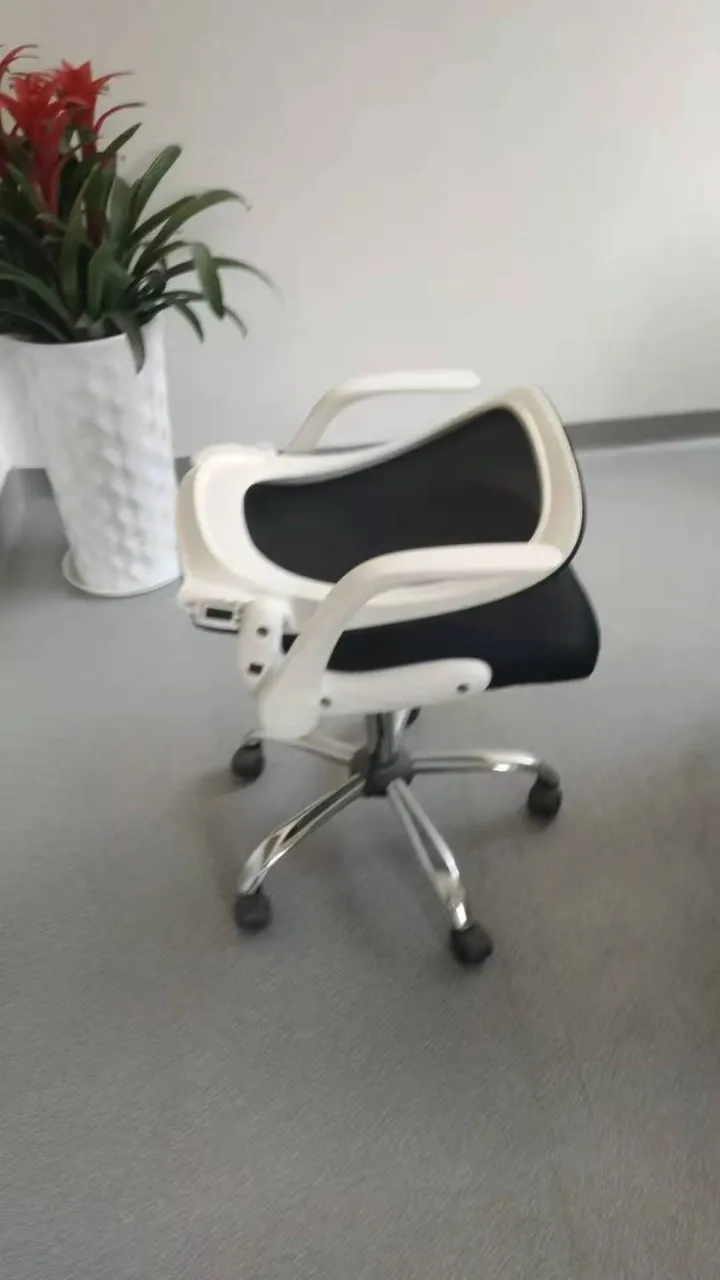 เหมาะสําหรับสนับสนุนเอวตามหลักสรีรศาสตร์ท่าทางเบาะรองนั่งเก้าอี้สํานักงานอยู่ประจําสิ่งประดิษฐ์เอวสนับสนุนลากพนักพิงเบาะใน