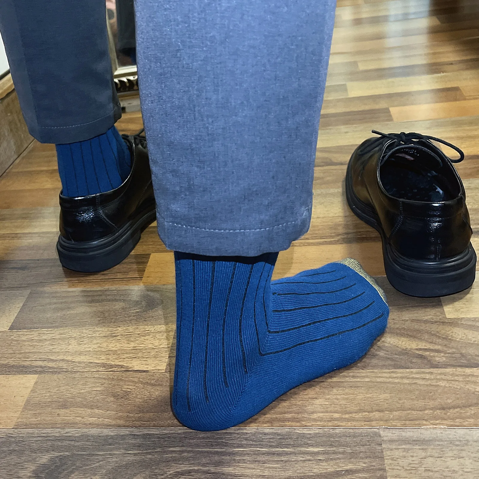 Herren Sexy Baumwolle Business Socken Bequeme atmungsaktive Sportsocken High Tube Gestreifte Casual Soft Socken – Detail 12