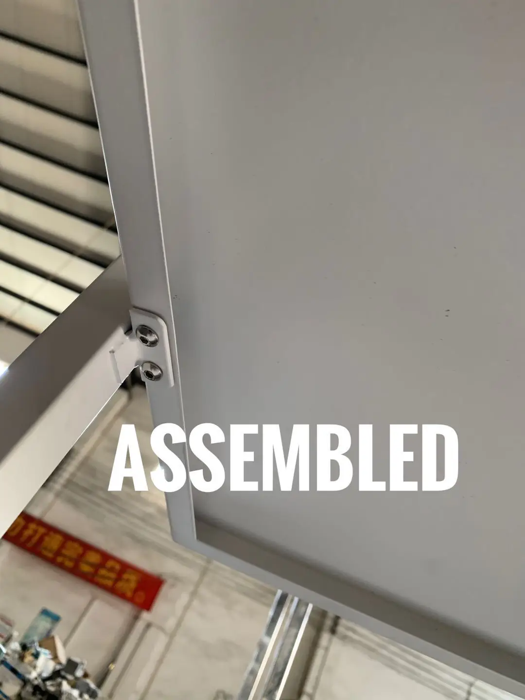 Custom.Custom.Design Moderne Home Office Dressing Möbel 4-stufiges Metall Kleiderständer Regal