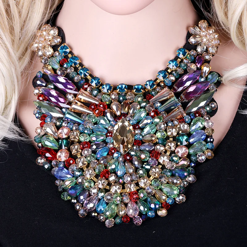 Colorful Rhinestone Bib Statement Necklace Large Handmade Crystal Collar Necklace Women Wedding Banquet Party Costume Jewelry