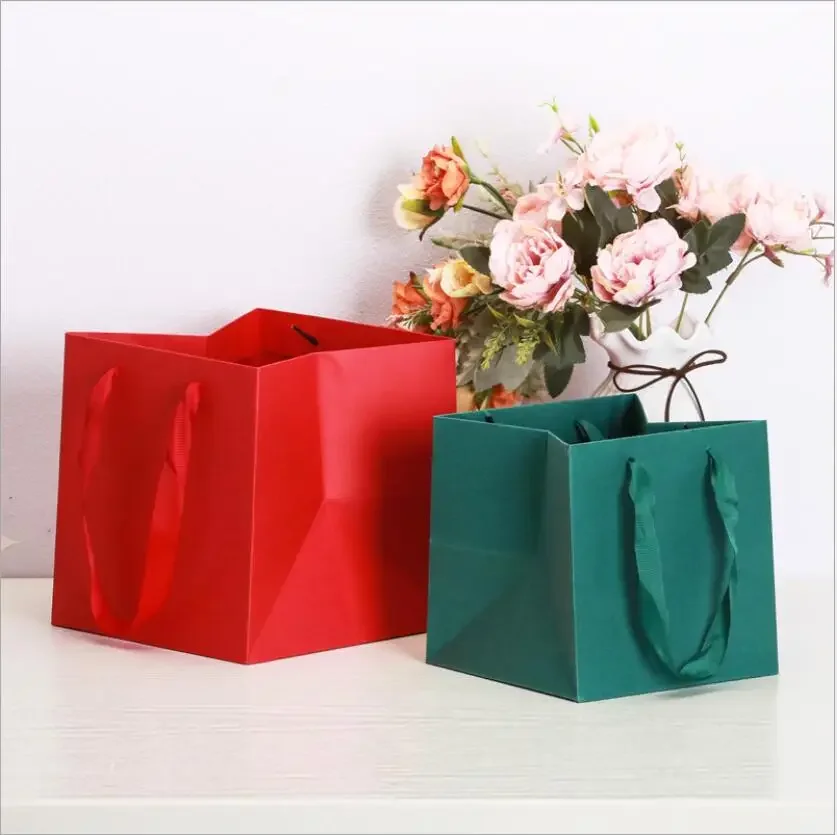 100pcs Custom Logo Square Paper Bag Personalized Gift Packaging Bag With Handle One Color Logo On One Side