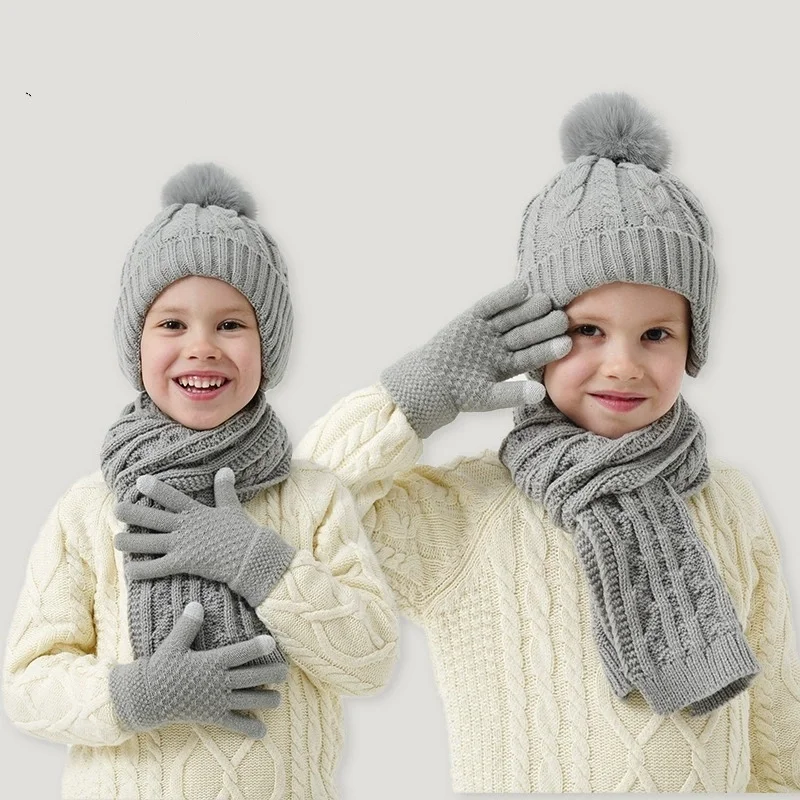 Set Sarung Tangan Syal Topi Musim Dingin Anak-anak 3 Buah Topi Beanie Anak Laki-laki Perempuan Sarung Tangan Syal Topi Lapisan Bulu Anak untuk 3-10 Tahun