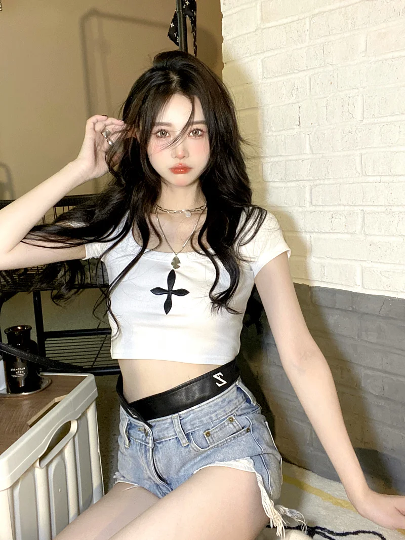 하이웨이스트 크롭탑 여성 여름 타이트핏 재즈댄스 또는 스트릿 스타일 프린트 코튼 블렌드 기하학 패턴 티셔츠