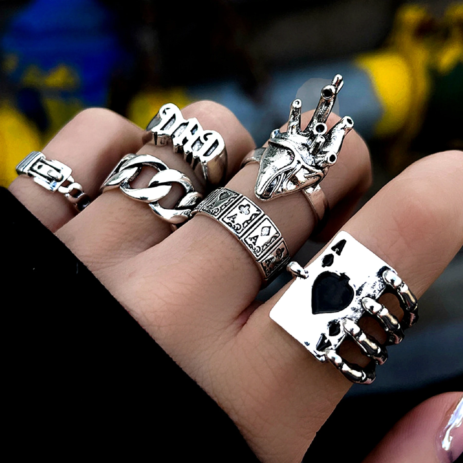 30pcs Mixed Punk Antique Silver Vintage Cluster Ring Set For Women Fashion Poker Spades Heart Wedding Party Gifts Finger Jewelry