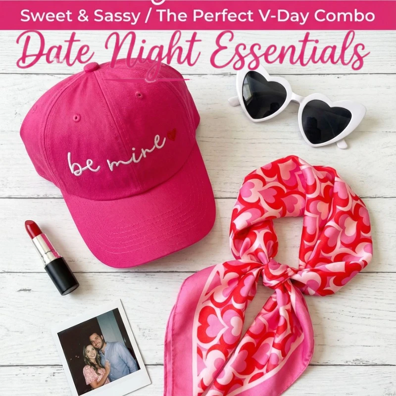 1set Valentine's Day cute scarf and Denim Baseball Cap for w