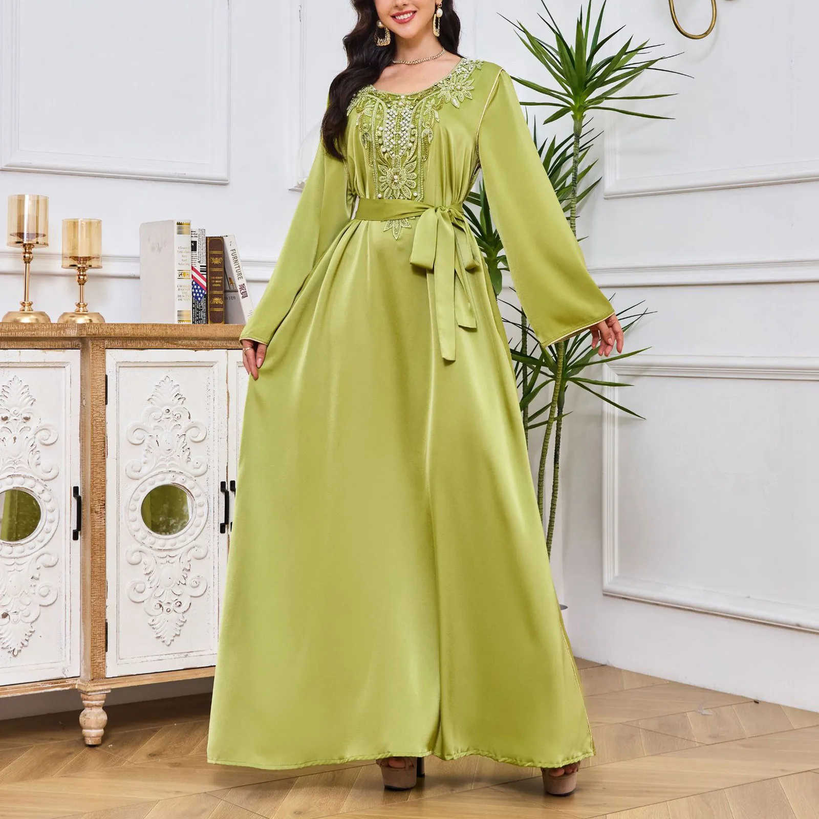 Abaya Arab Apparel Muscle Women's Gown Fashion Beaded New Dubai Dress Round-Neck With Belt Fashion Long Sleeves Women Clothing