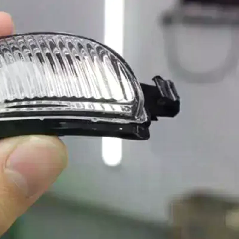 1 Piece Reverse Mirror Signal Light 261600509R For   Logan Sandero II Turn Signal Light