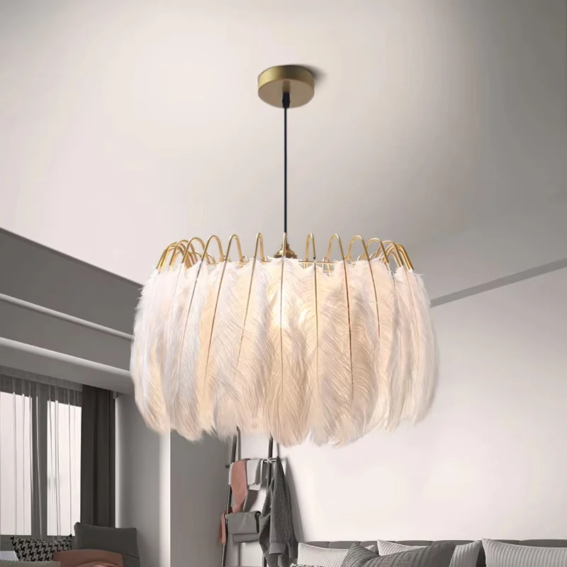 Postmodern Net Red Feather Pendant Light Creative Nordic Dining Room LED Hanging Lamps Simple Living Room Bedroom Chandelier