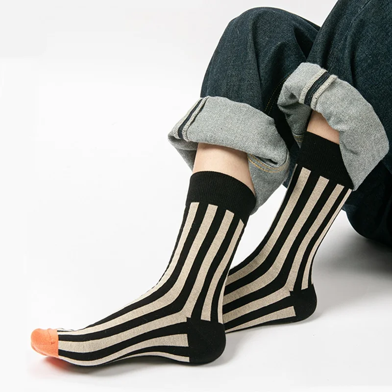 Harajuku Vertical Stripe Contrast Socks Japanese Style Street Skateboard Couples Sport Sock Women Men Hip Hop Cotton Soxs