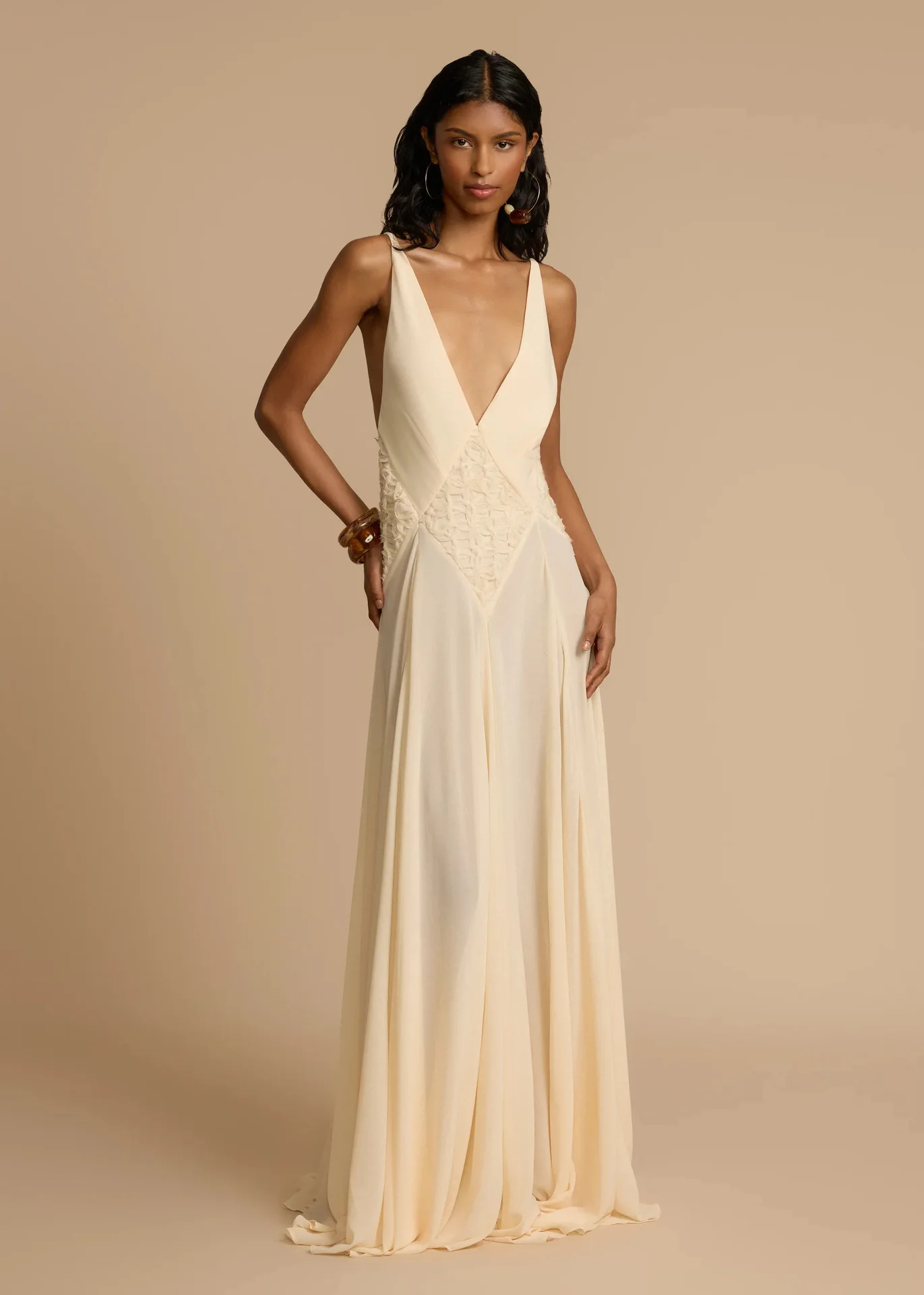 Beige Deep V-neck Suspender Dress Waist Mopping Long Dress Simple Fashion Temperament Elegant Slim And Thin Women's Clothing