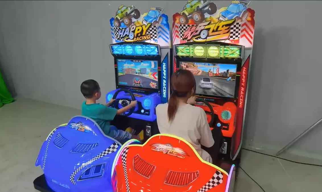 آلة لعبة سباق المحاكاة الديناميكية لعجلة القيادة السعيدة للأطفال للبيع