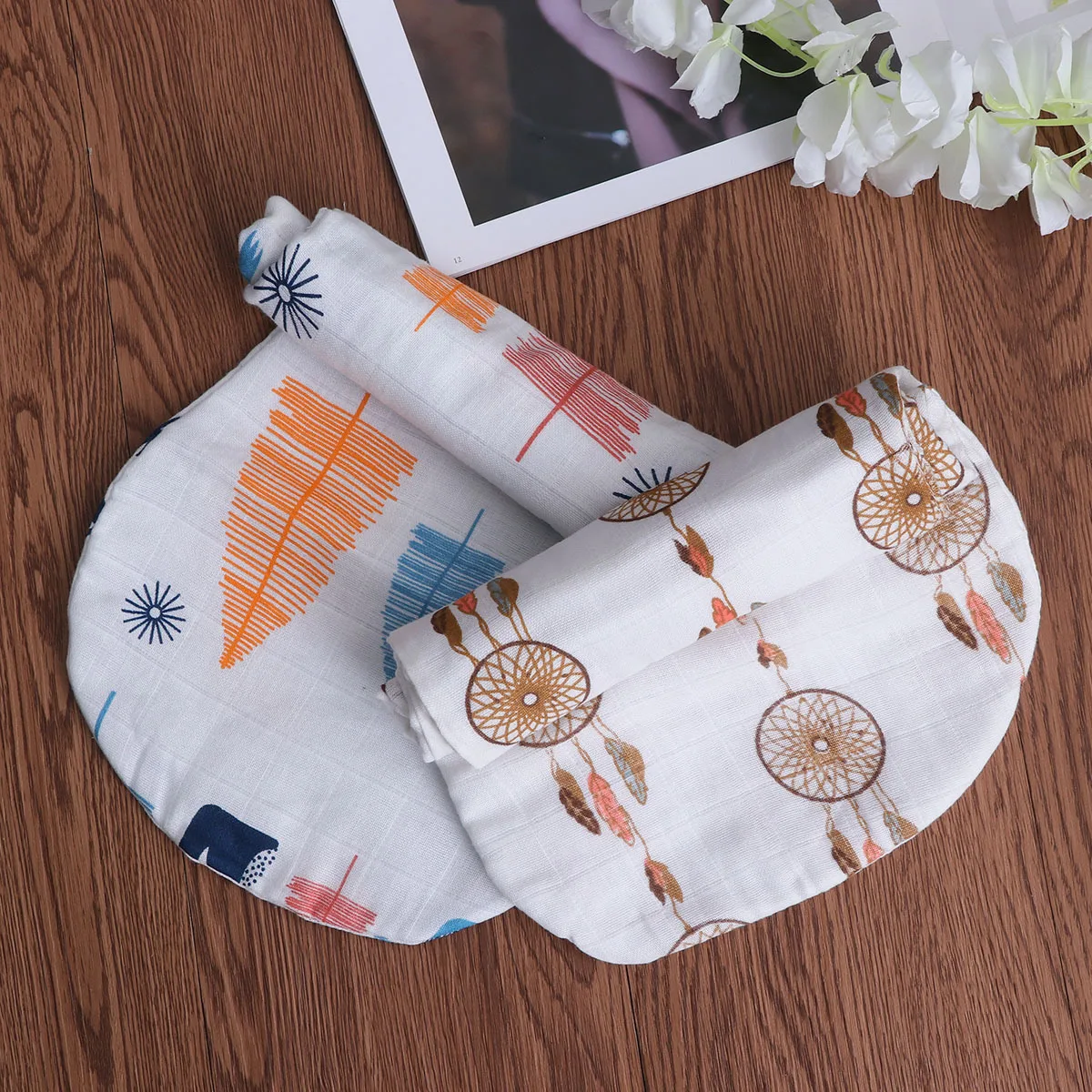 

2 шт. впитывающие детские салфетки для отрыжки, большие хлопковые полотенца для отрыжки, мягкие многослойные изогнутые нагрудники для шеи, плеч, детские салфетки для отрыжки