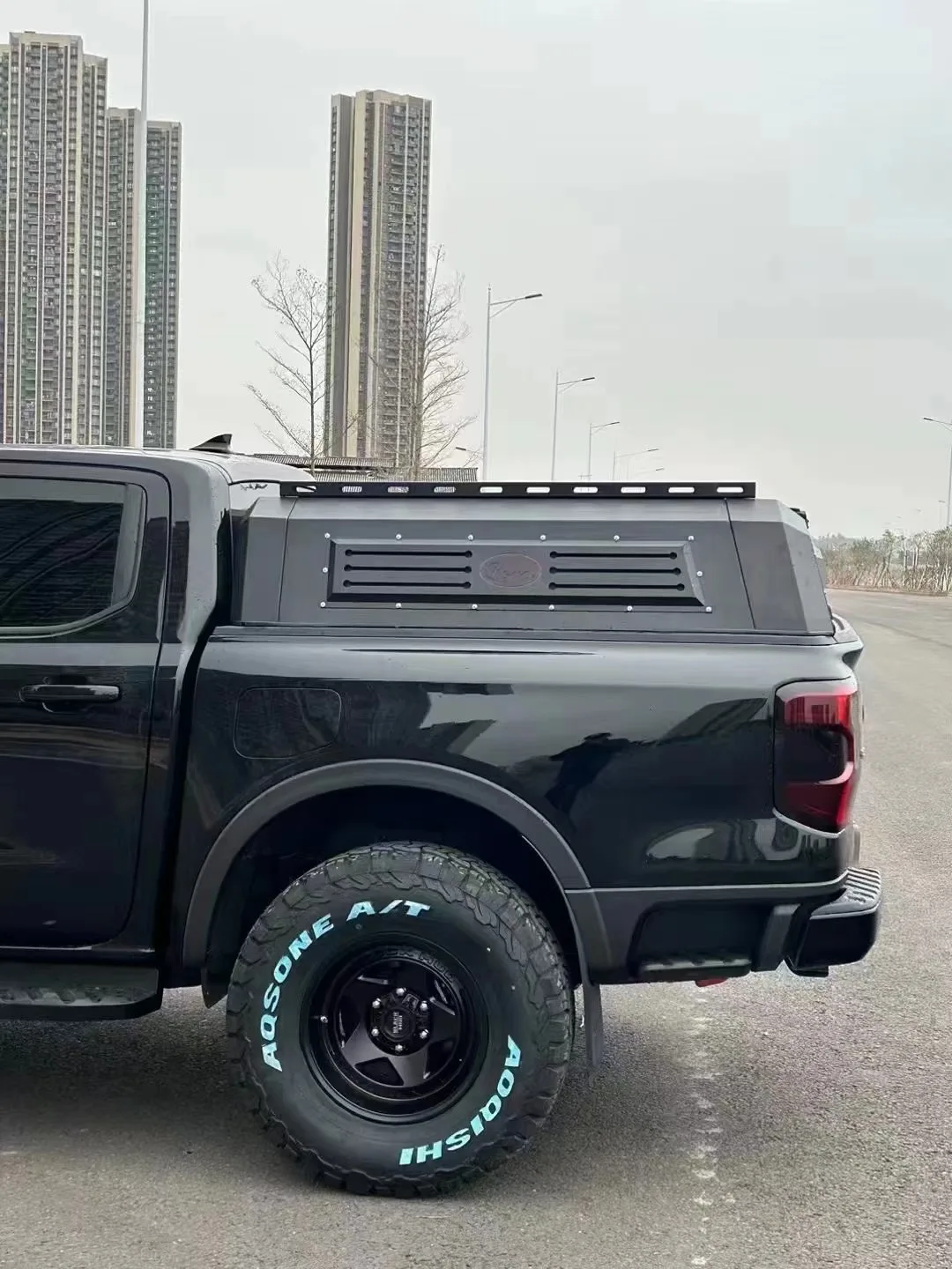 

ustomizable Black Manganese Steel Pickup Truck Hard Top for Ford Ranger 2025