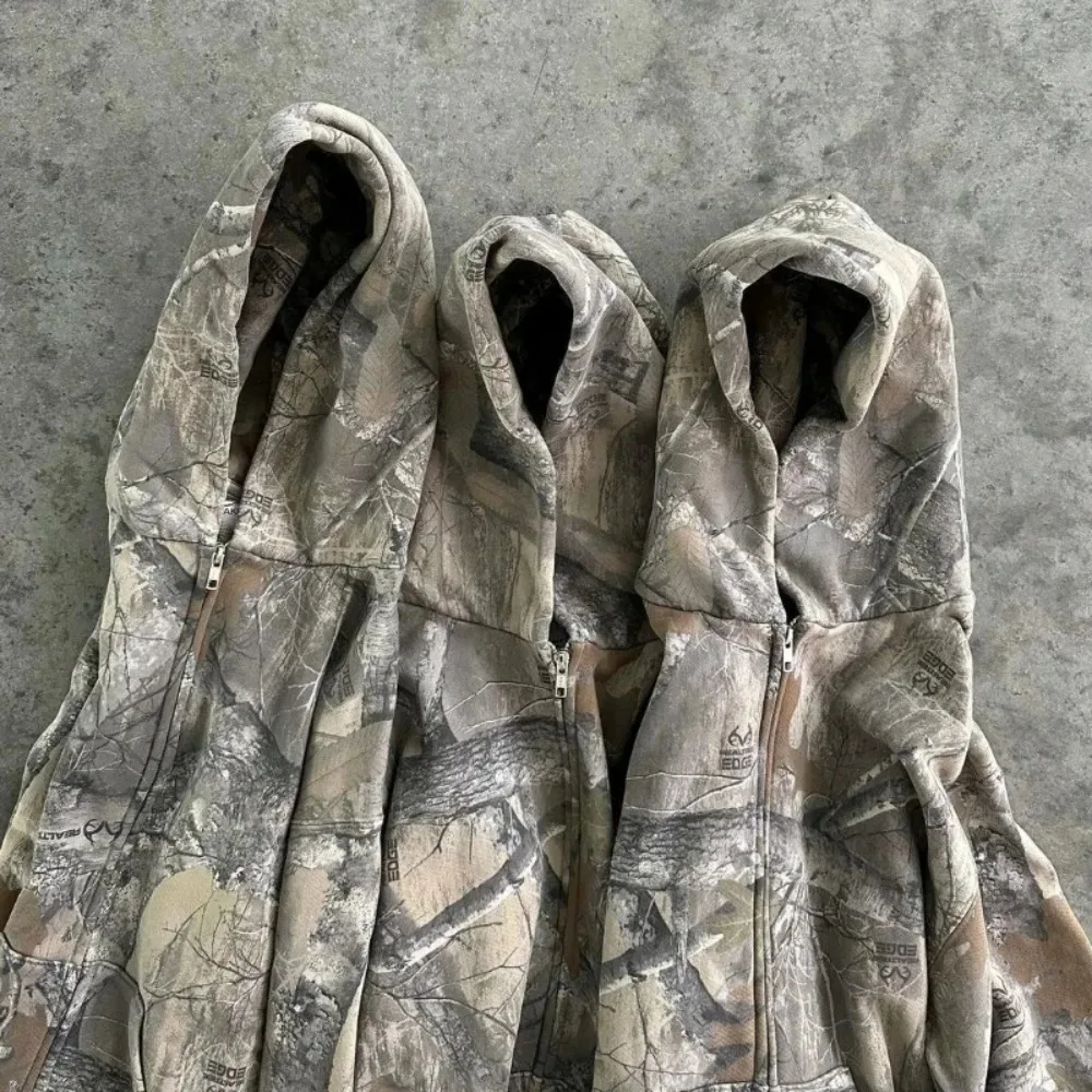 

Street Trend Harajuku Y2K Camouflage Clothing Fashionable and Versatile Oversized Zipper Hoodie Men Casual Loose SweatshirtWomen