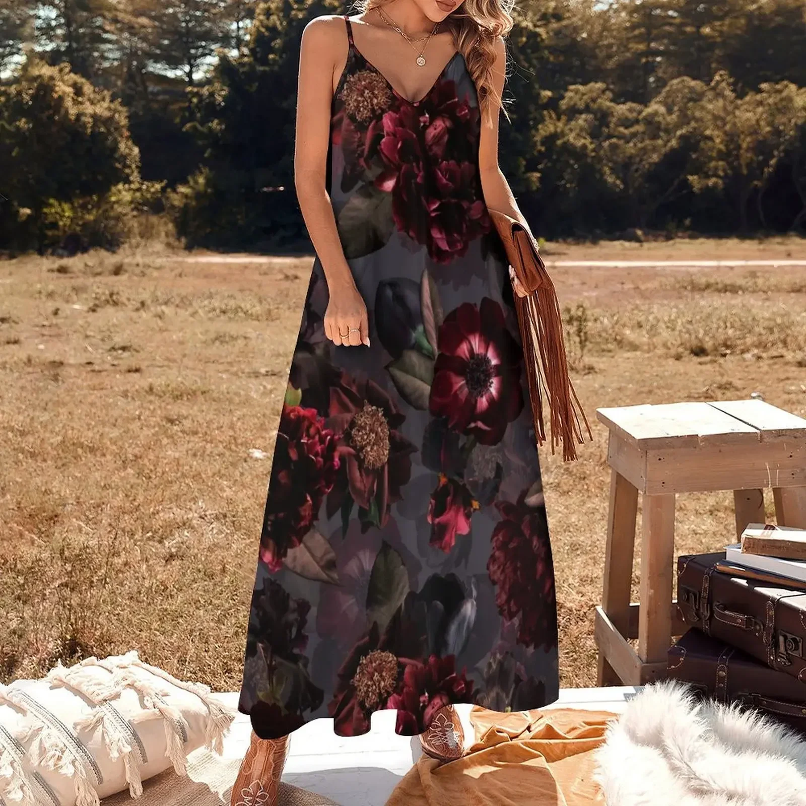 Dark Purple Gray Midnight Roses Botanical Night Garden Sleeveless Dress Women's long dress prom dress 2024